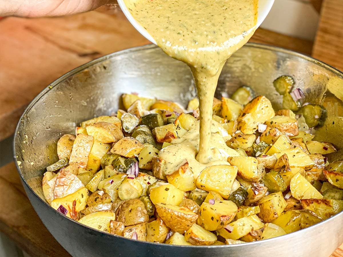 Kartoffelsalat aus dem Ofen ohne zu schälen | vegan und einfach ♥