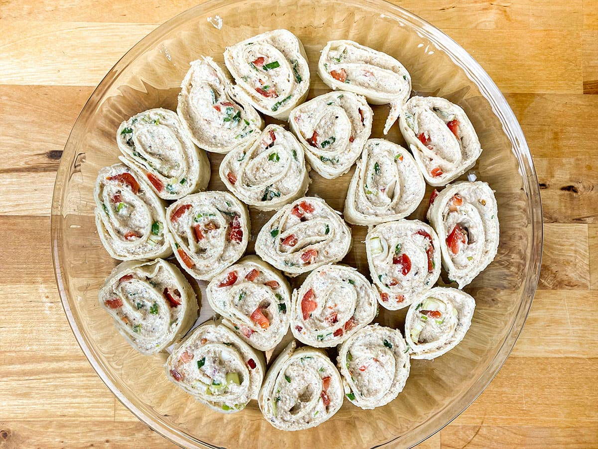 vegane-wraps-schnecken-mit-cremiger-f-llung-fingerfood