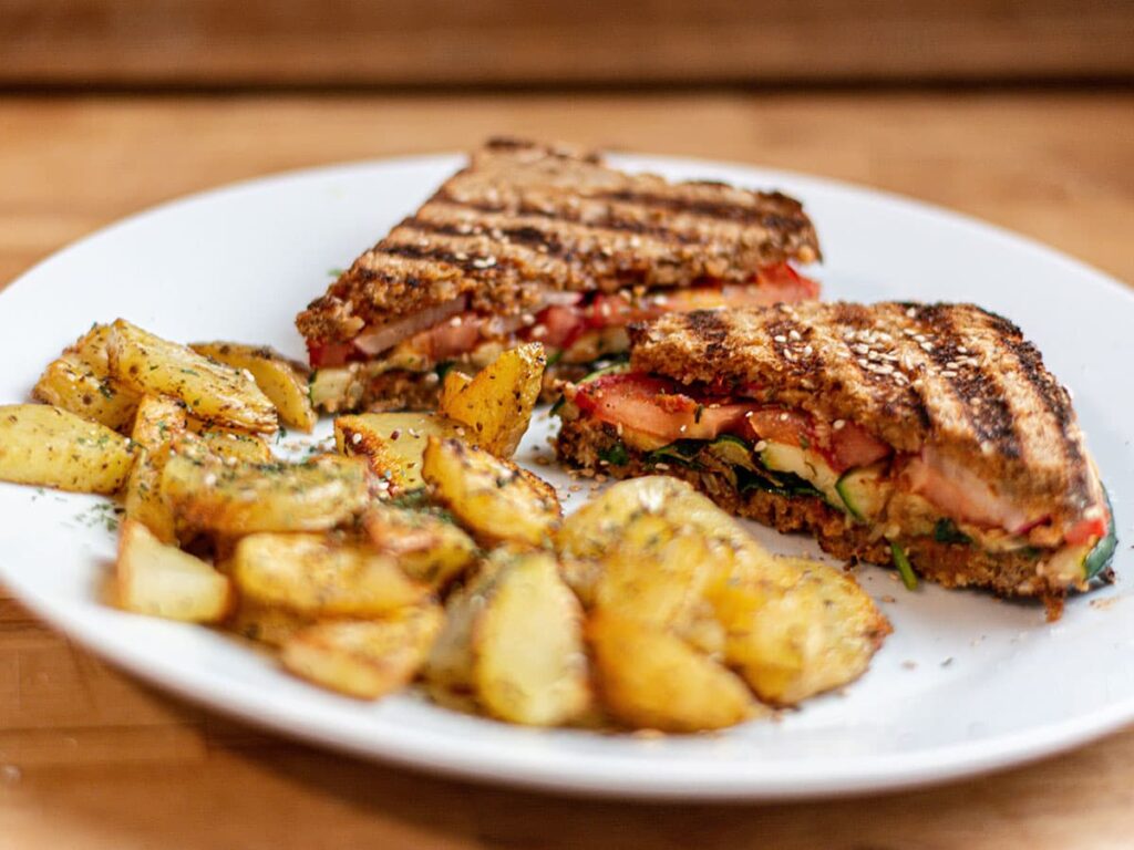 Zucchini Sandwich mit Pesto